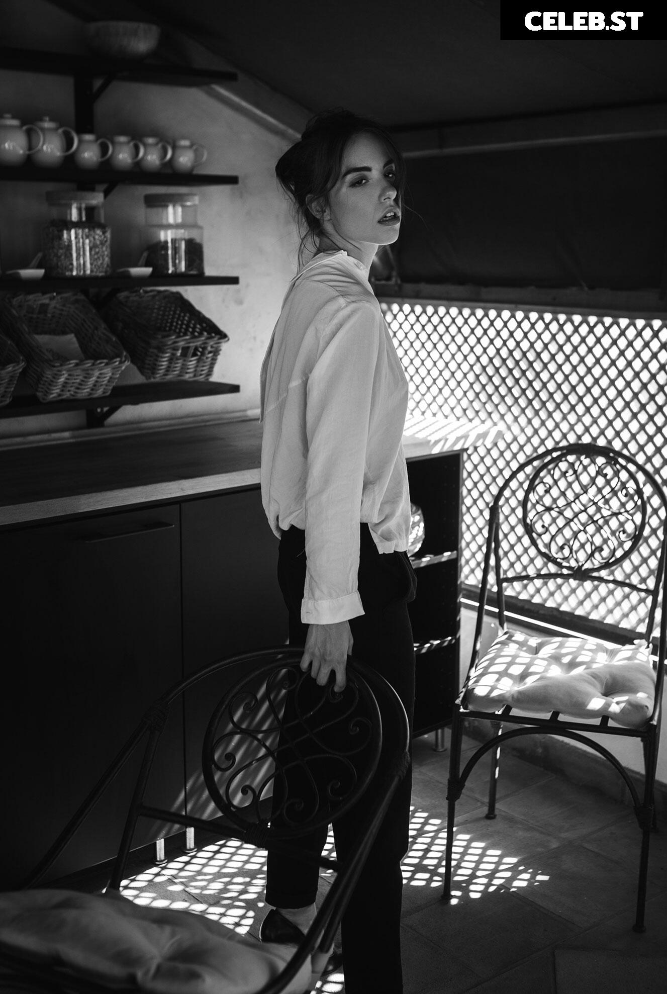 Rebecca Bagnol Image 1825627