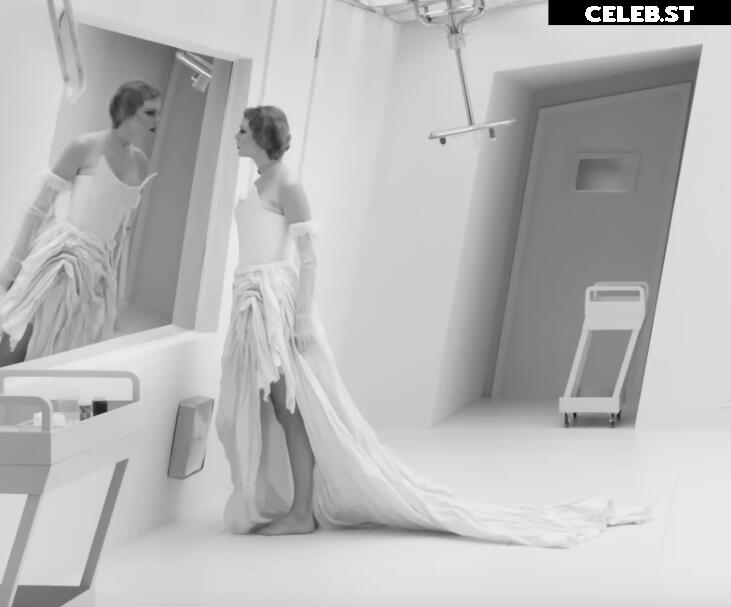 Taylor Swift Image 1825981