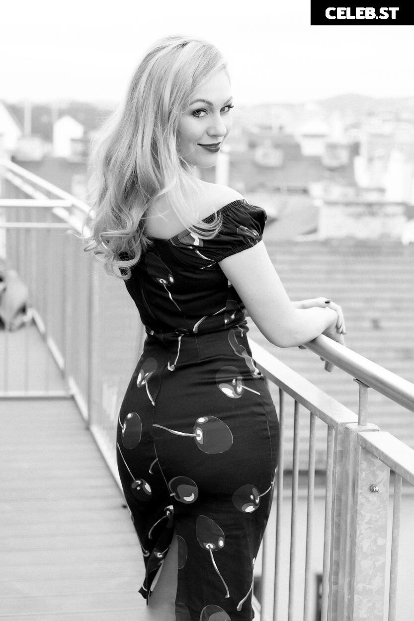 Ruth Moschner Image 1826882