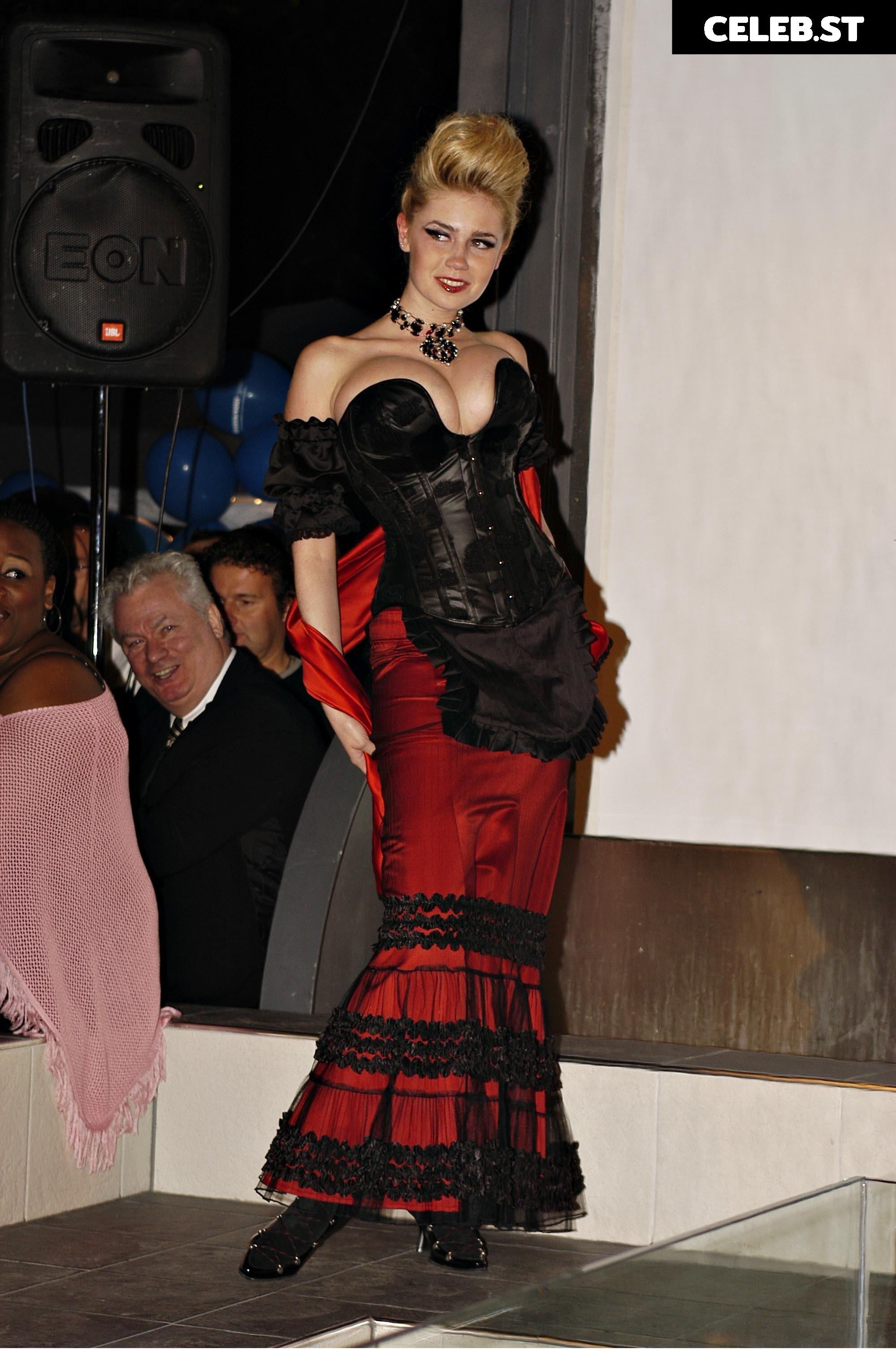 Palina Rojinski Image 1826461
