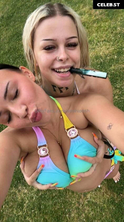 Sophioosh Image 1826043