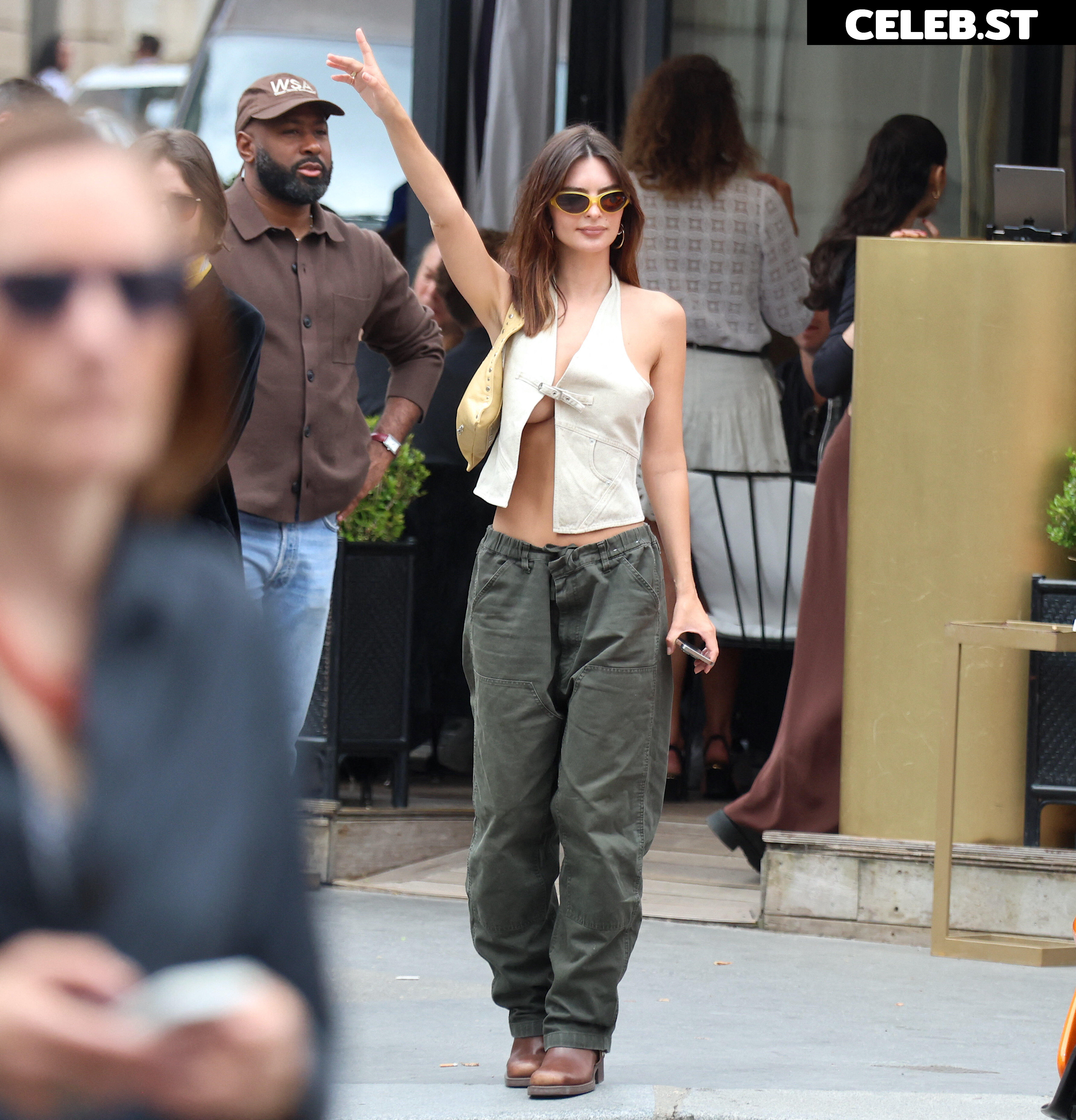 Emily Ratajkowski Image 1826341