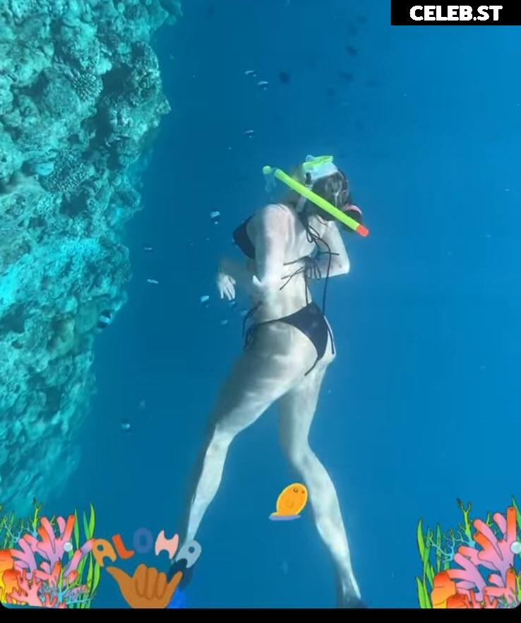 Sarah Engels Image 1826287