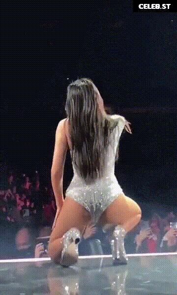 Dua Lipa Image 1826214
