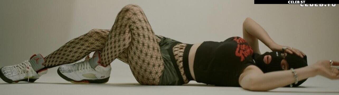 Billie Eilish Image 1824617