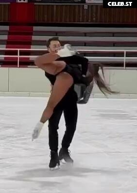 Sarah Engels Image 1821714