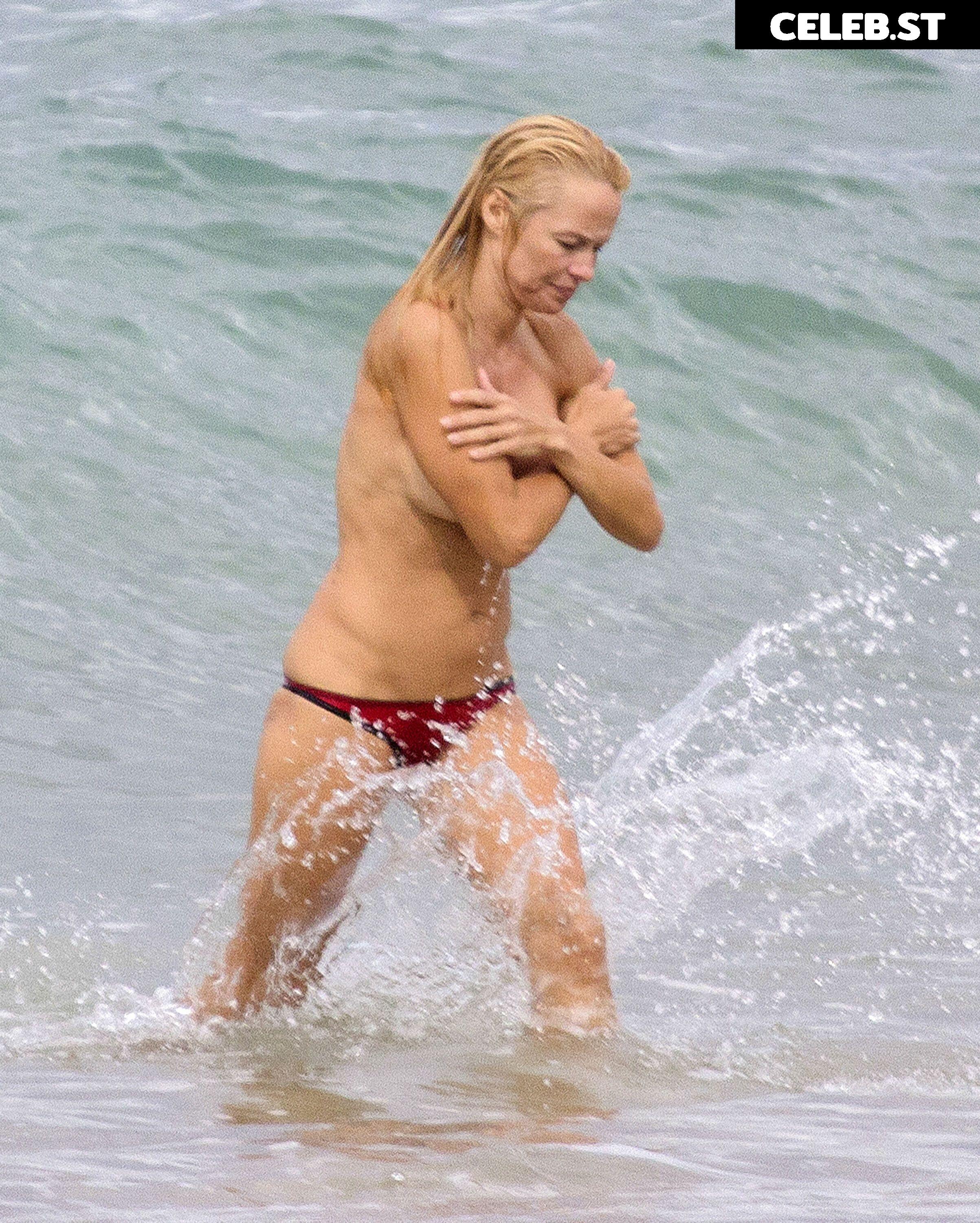 Pamela Anderson Image 1822433