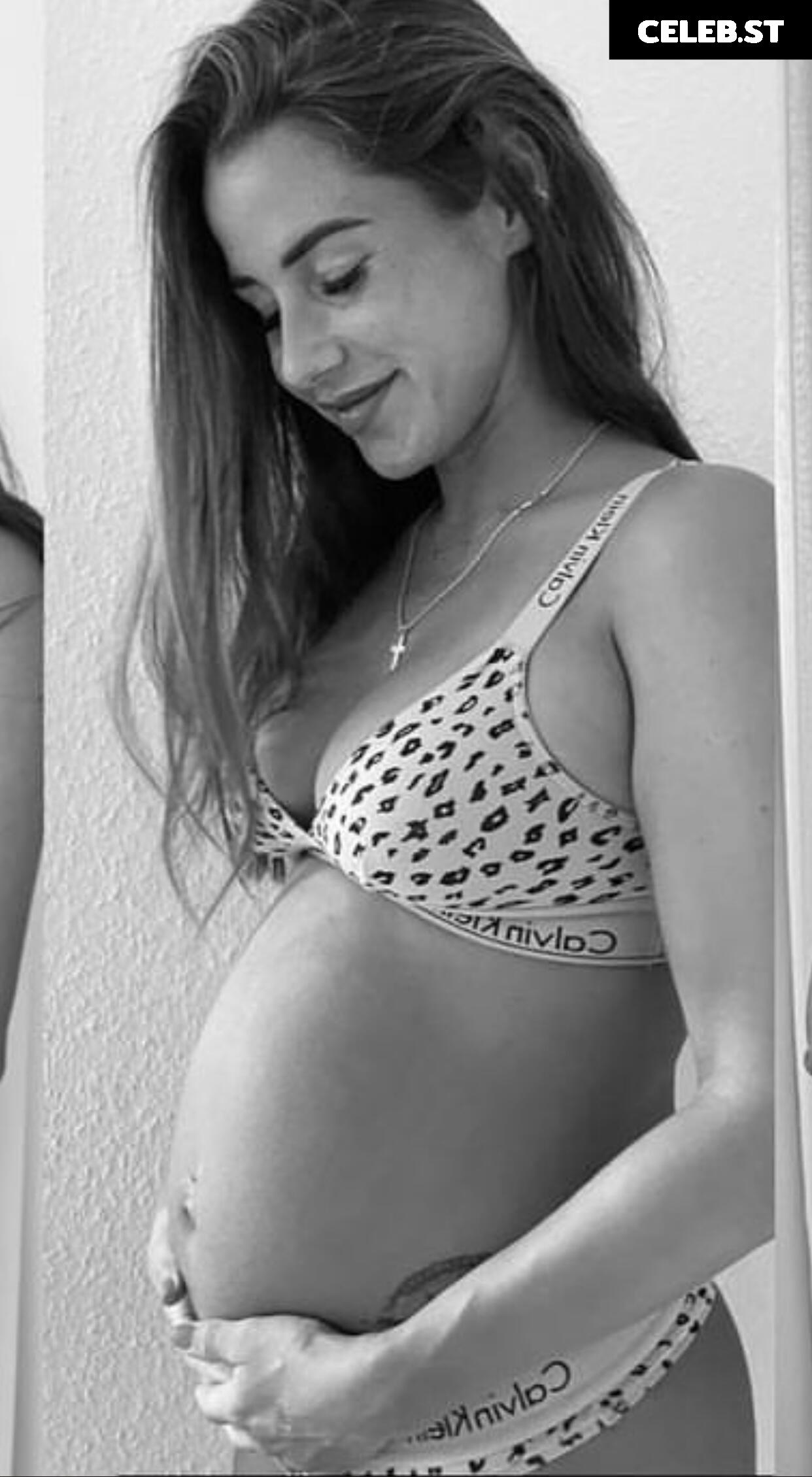 Sarah Engels Image 1823787