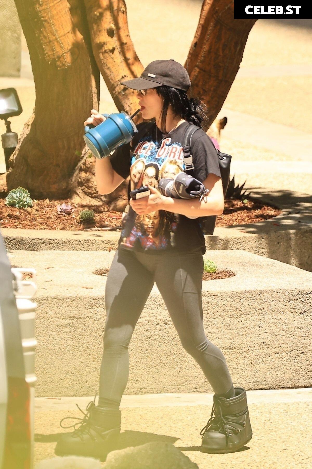 Billie Eilish Image 1823658