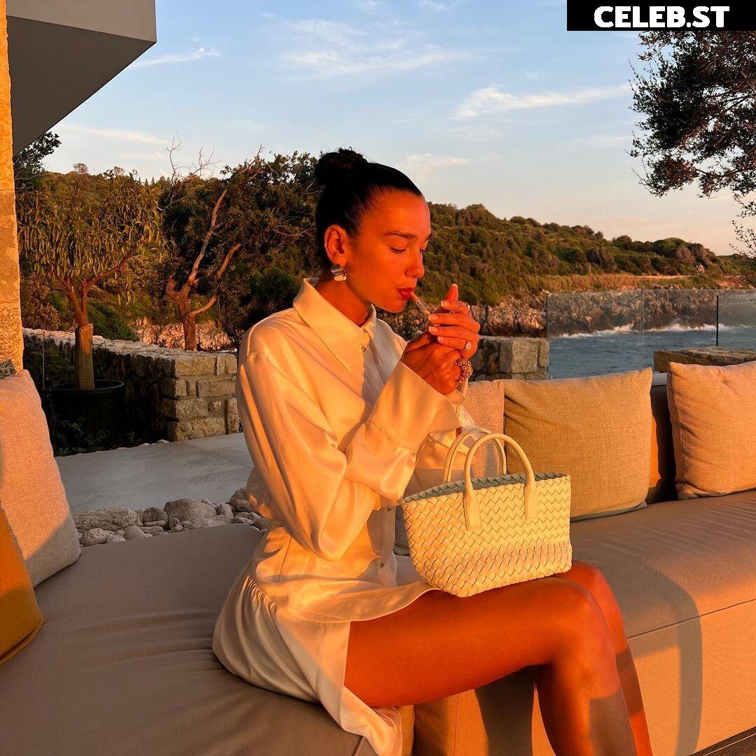 Dua Lipa Image 1823394