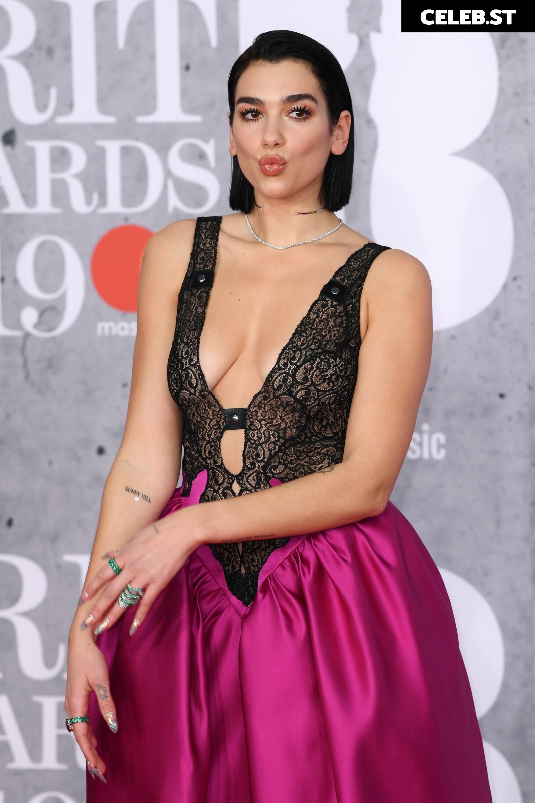 Dua Lipa Image 1820441