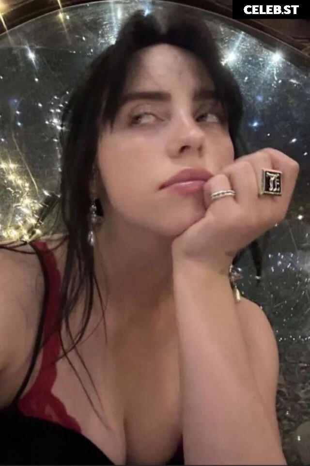Billie Eilish Image 1829890
