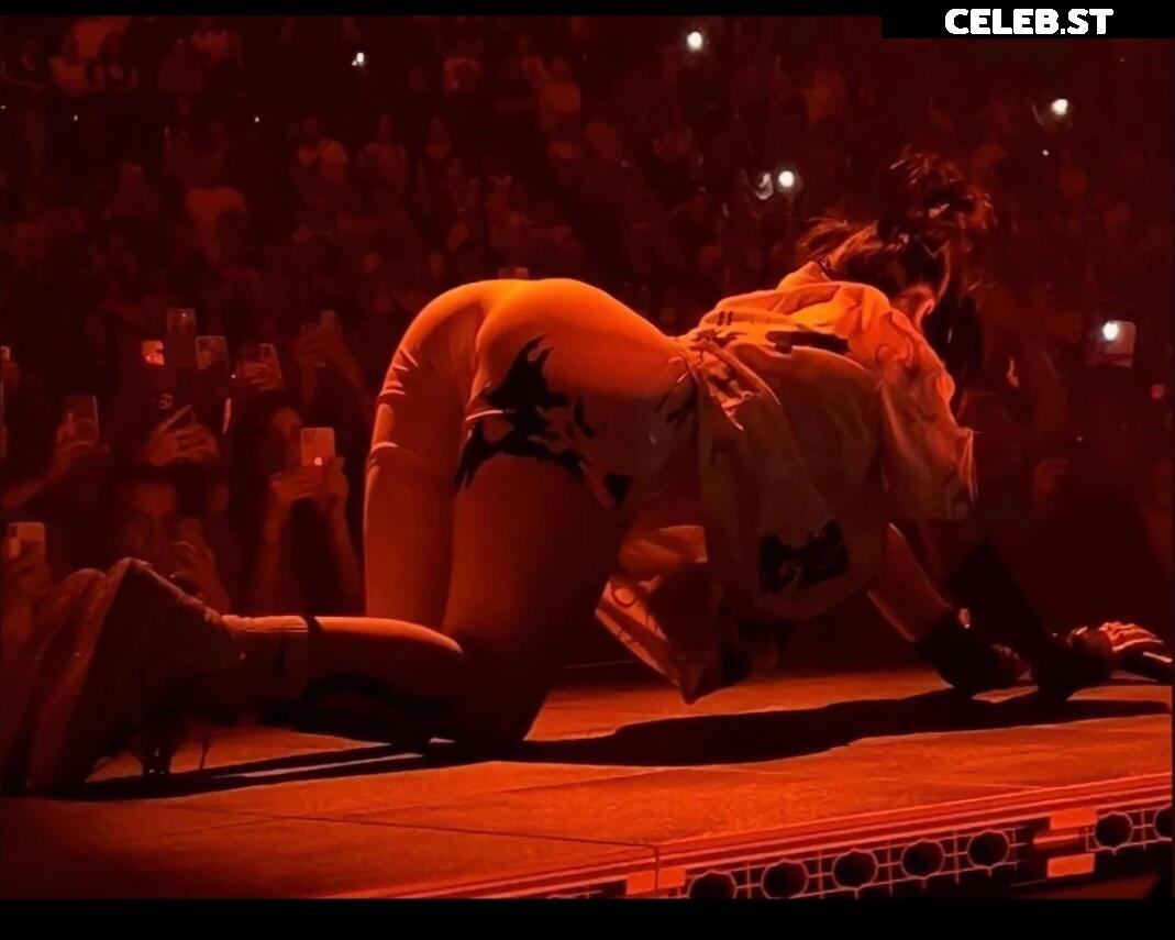 Billie Eilish Image 1829364