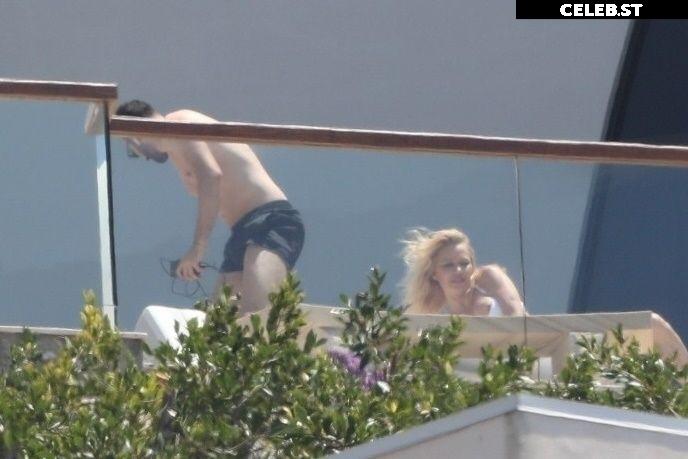 Pamela Anderson Image 1828774