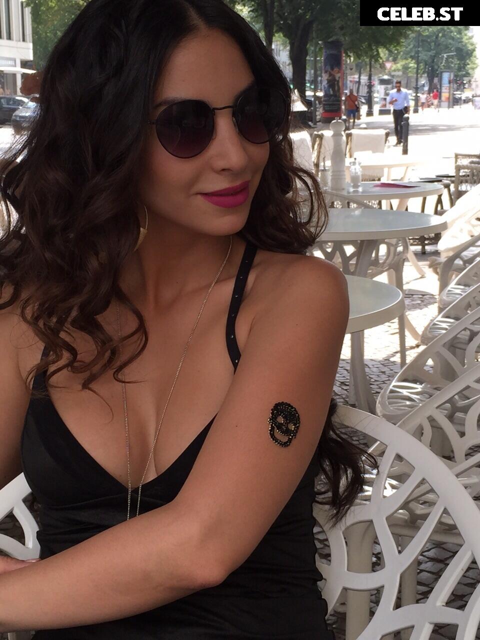 Sila Sahin-Radlinger Image 1828932