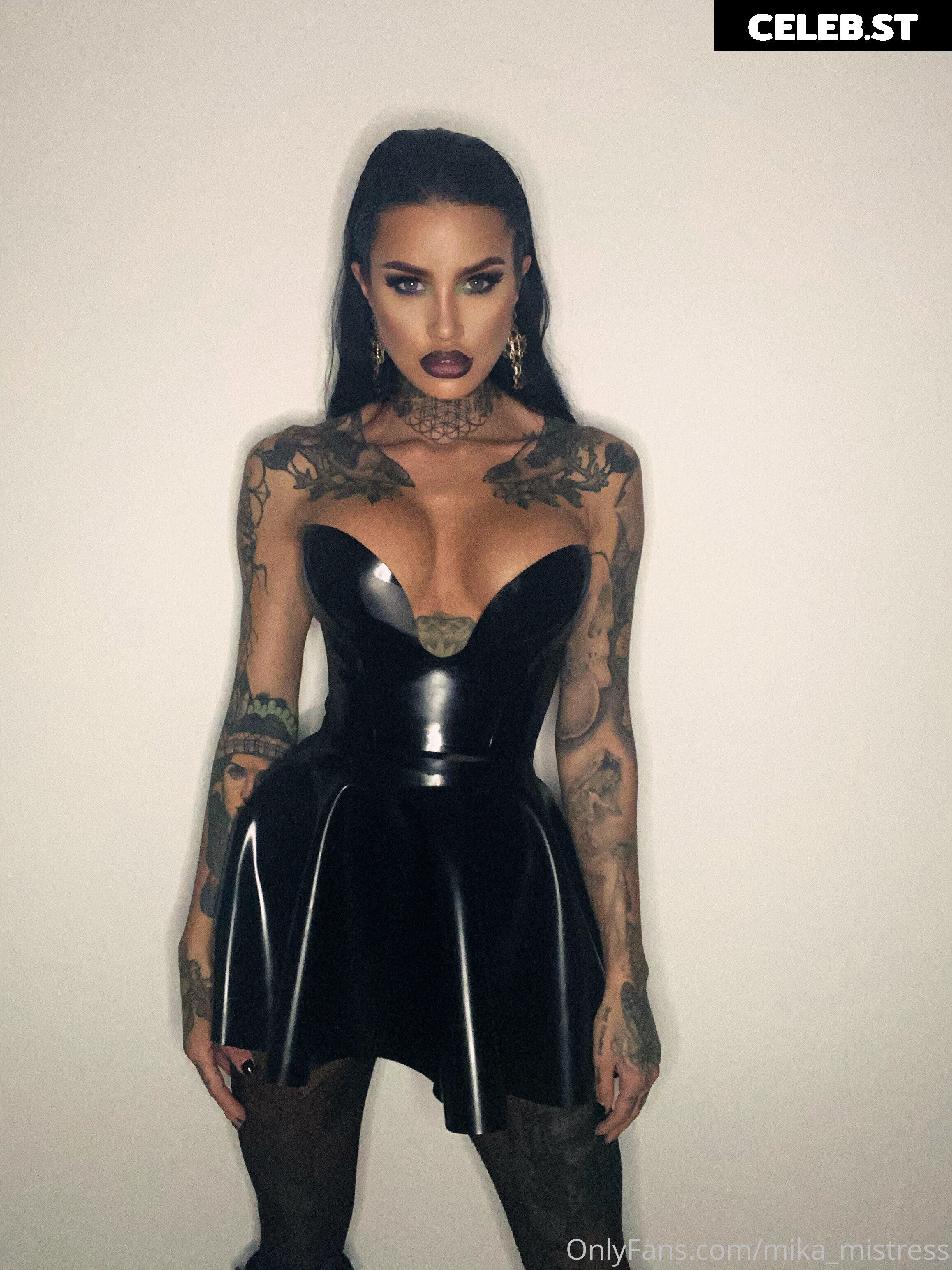 Mistress Mika Katana Image 1811550