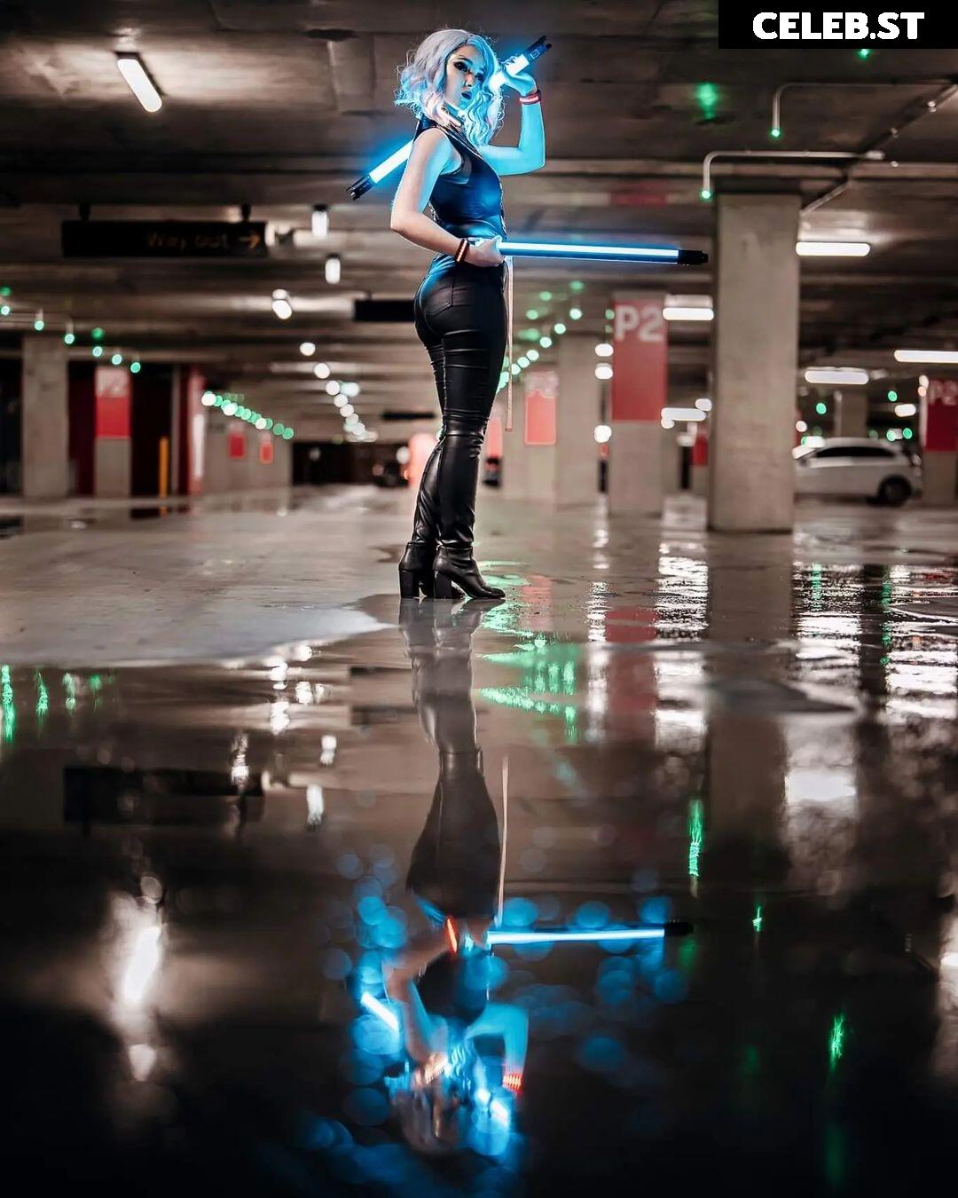 fallcos1 Image 1811461