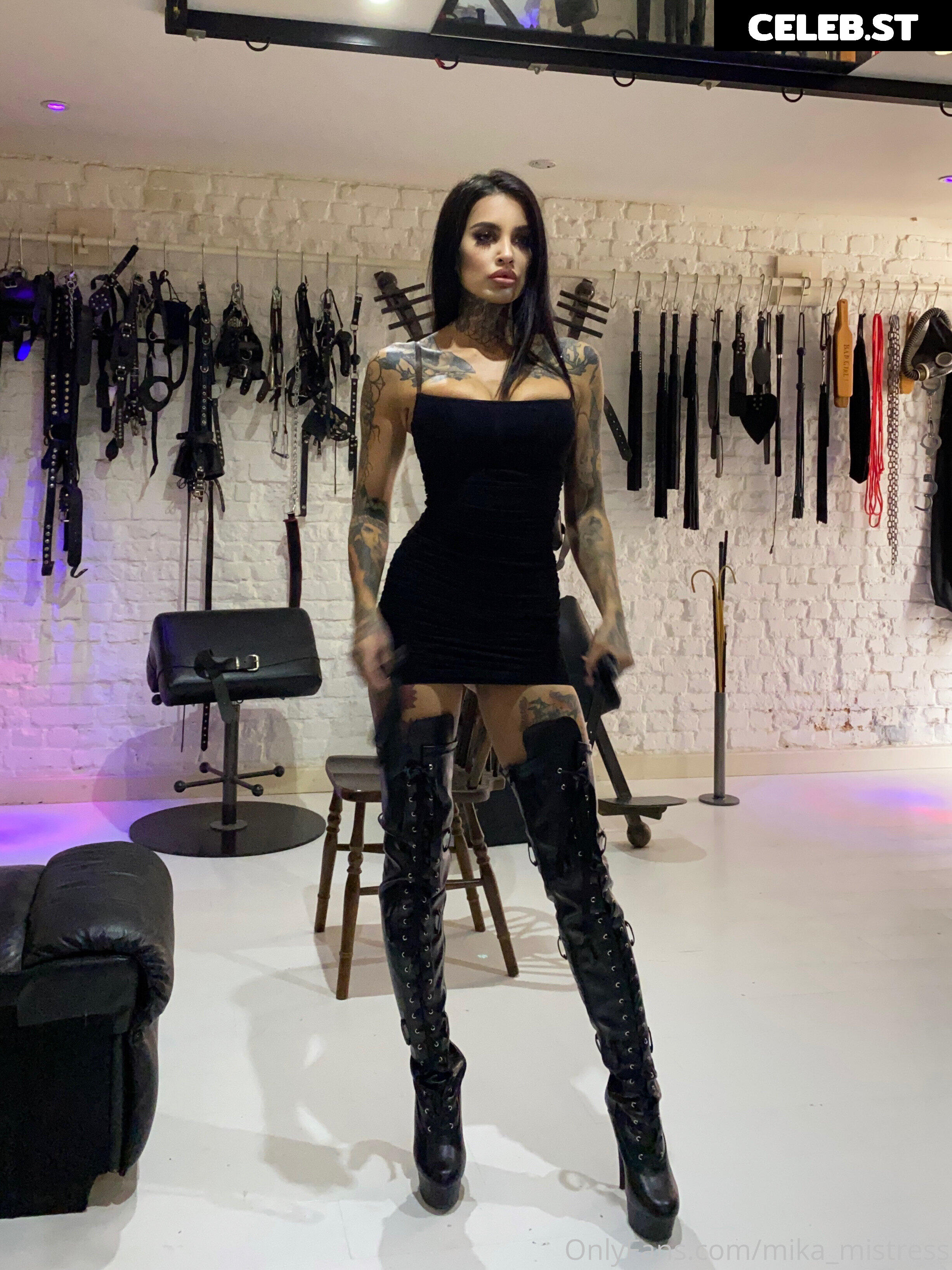 Mistress Mika Katana Image 1811178