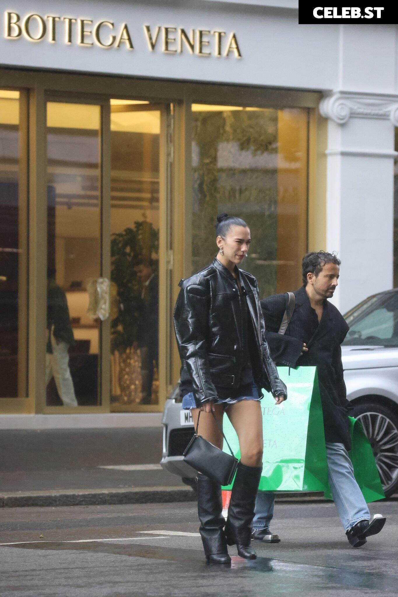 Dua Lipa Image 1819593