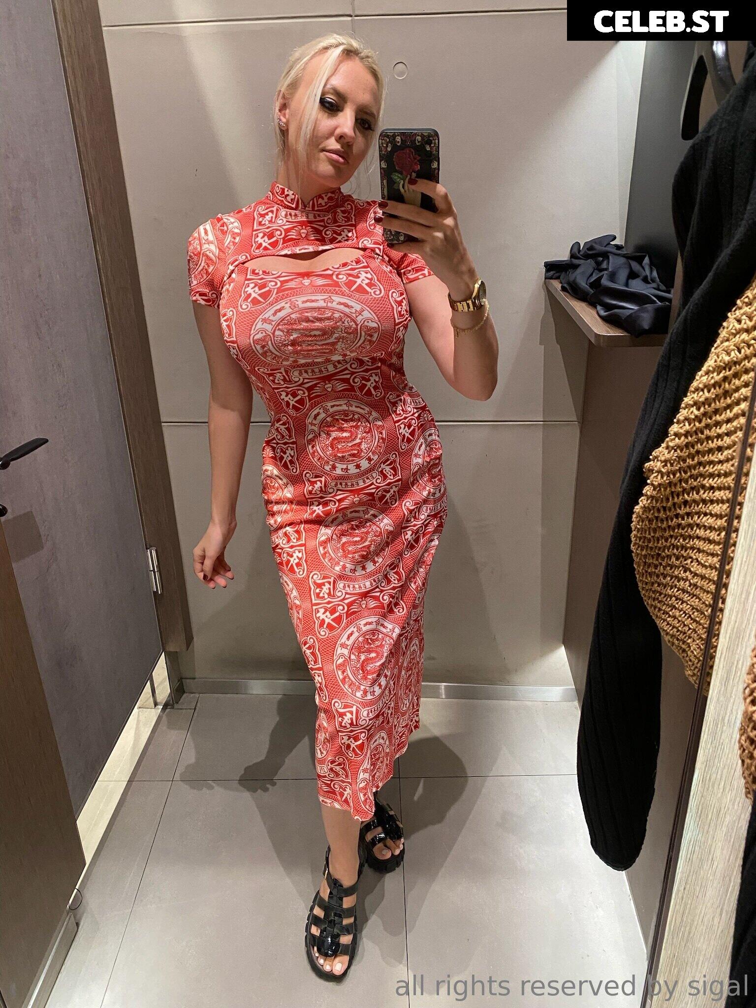 sigalblonde Image 18191117