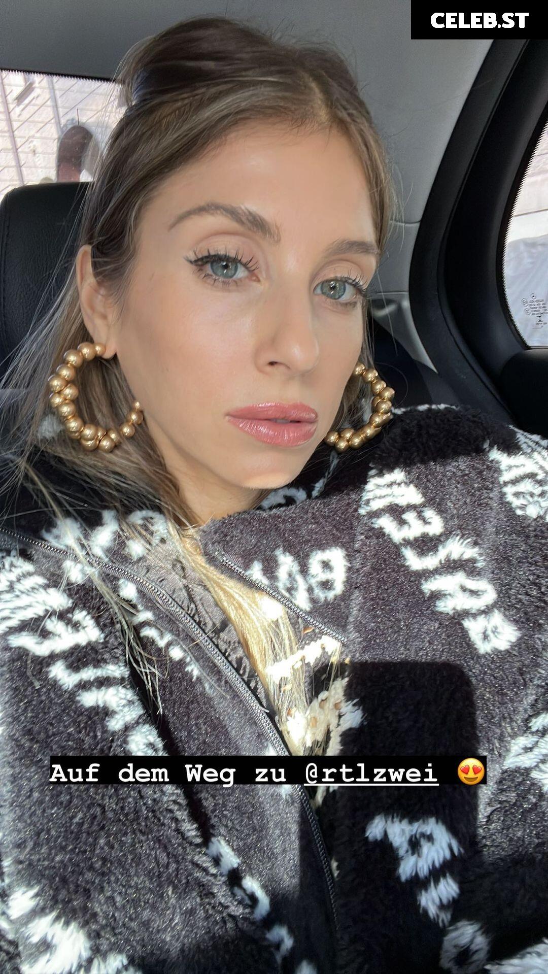 Cathy Hummels Image 1818087