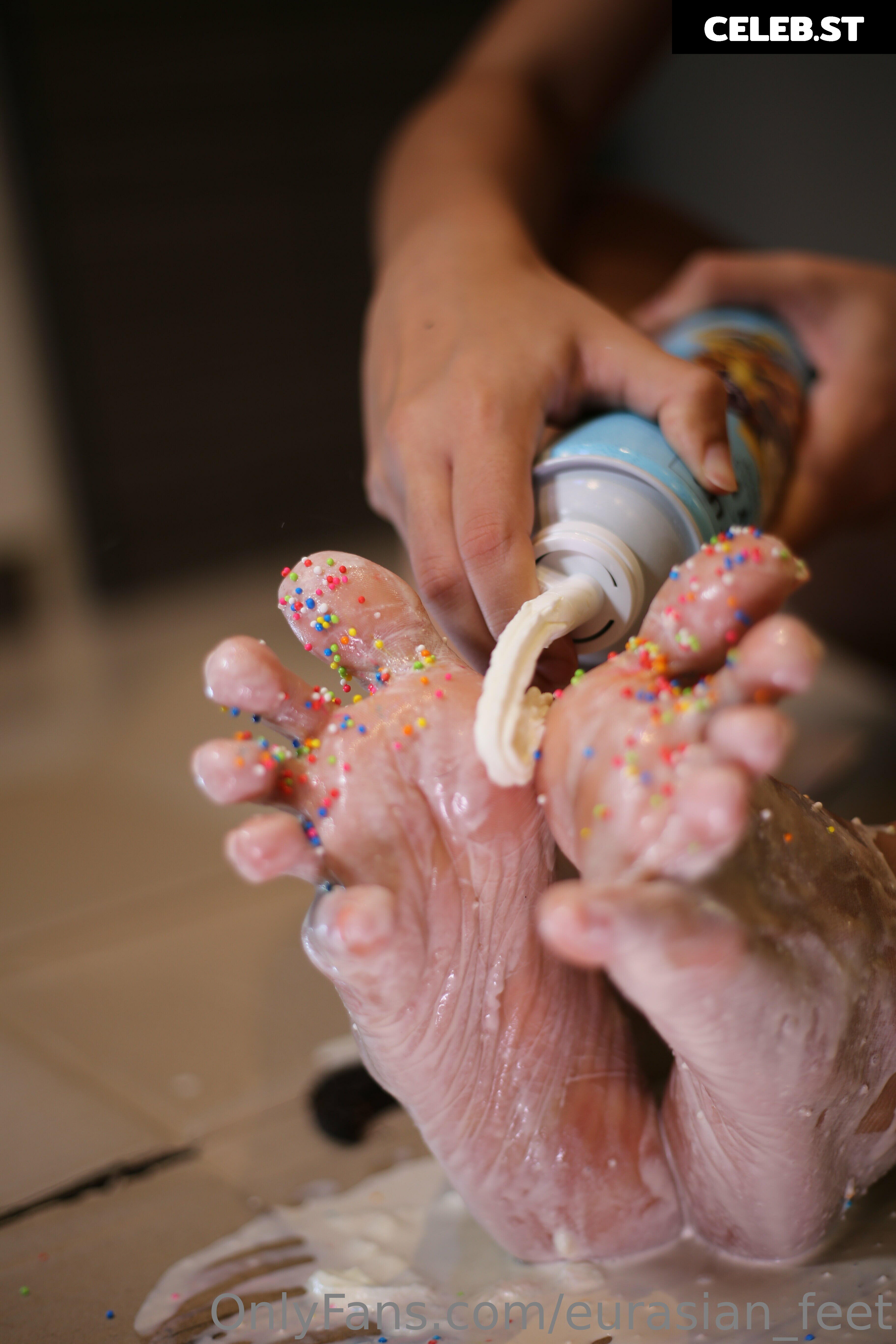 eurasian_feet Image 18057067