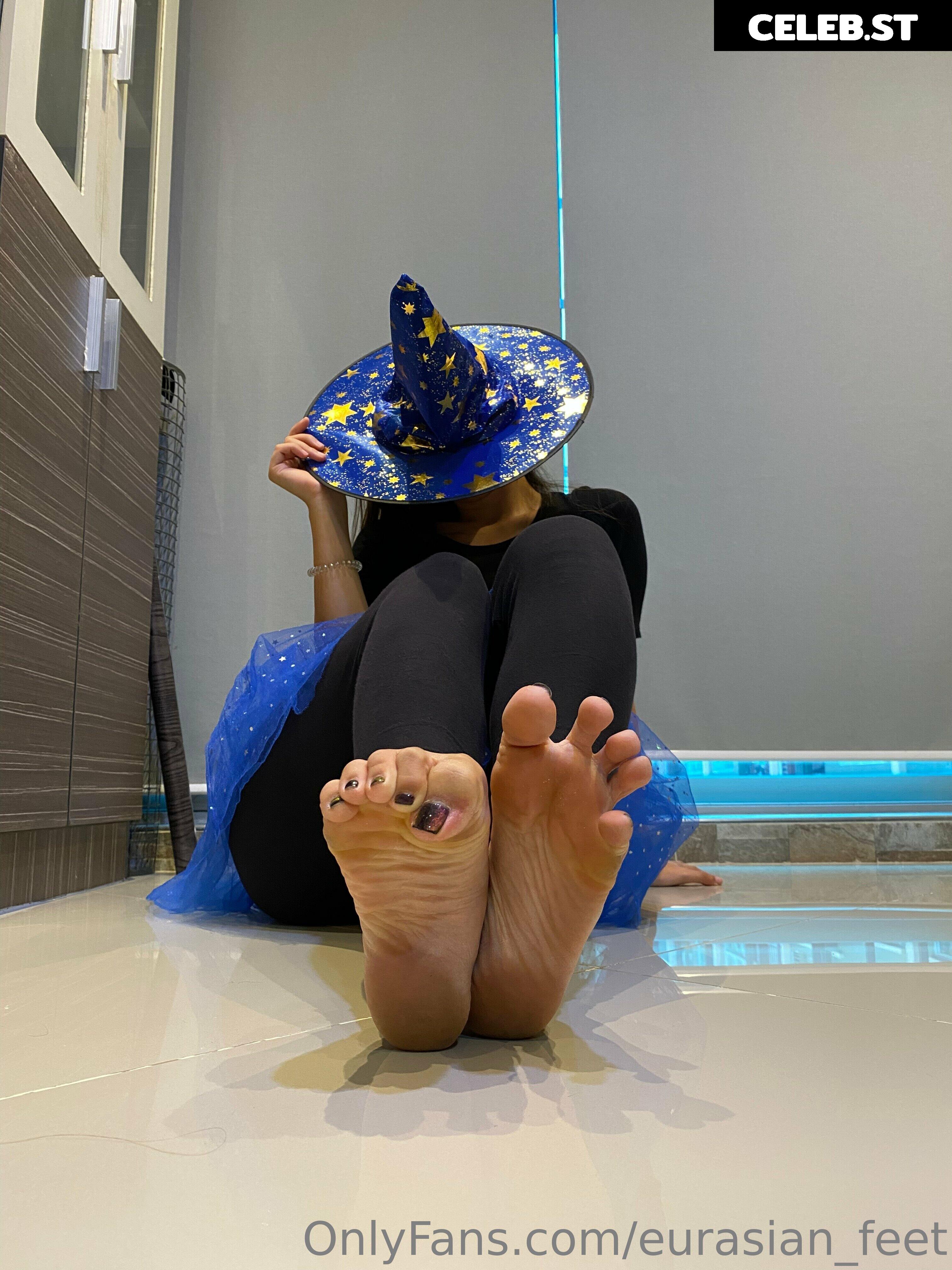 eurasian_feet Image 18067095