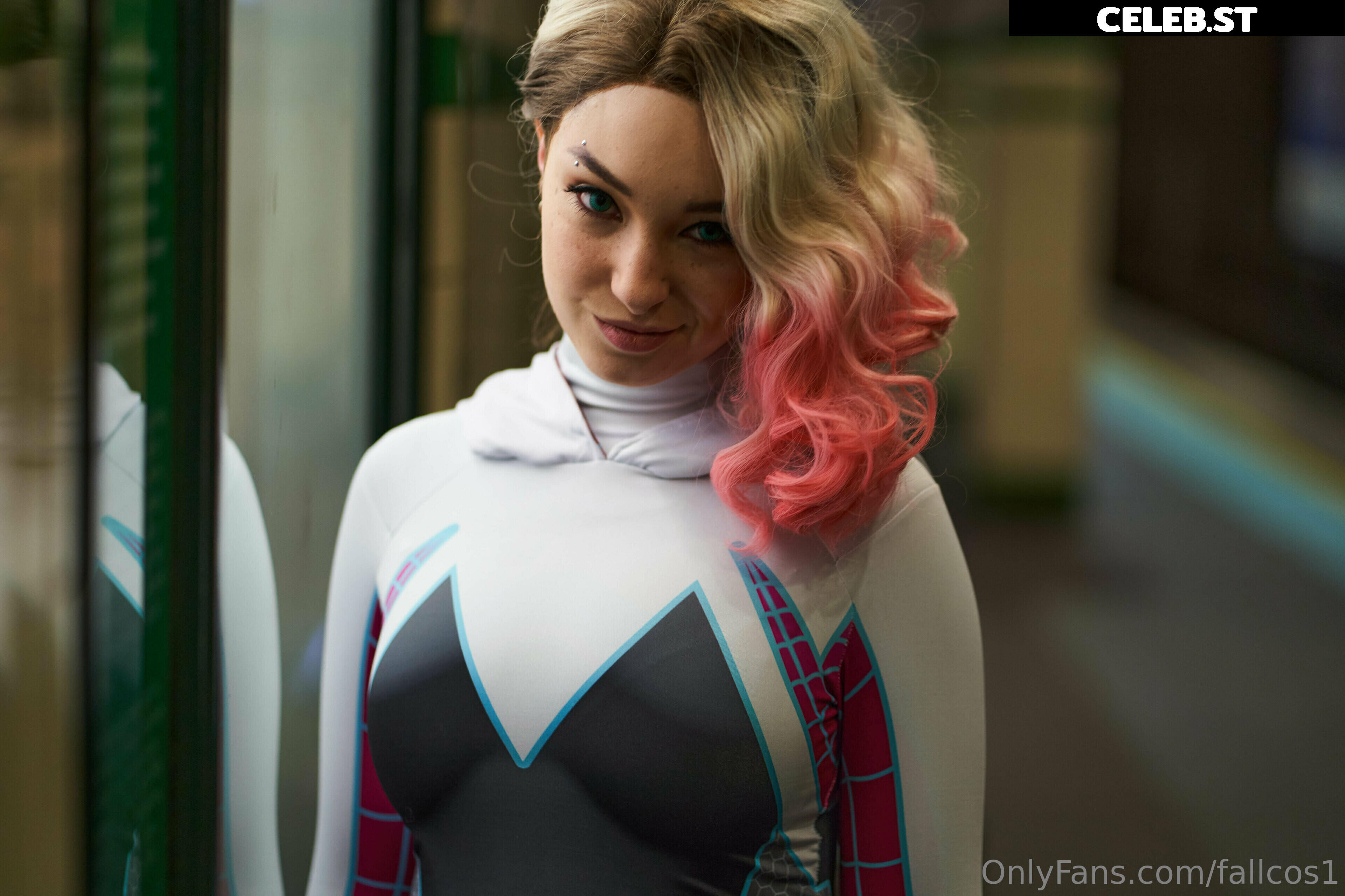 fallcos1 Image 1807041