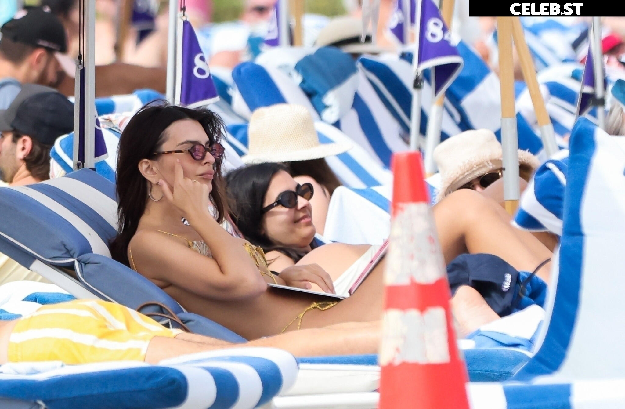 Emily Ratajkowski Image 1804526