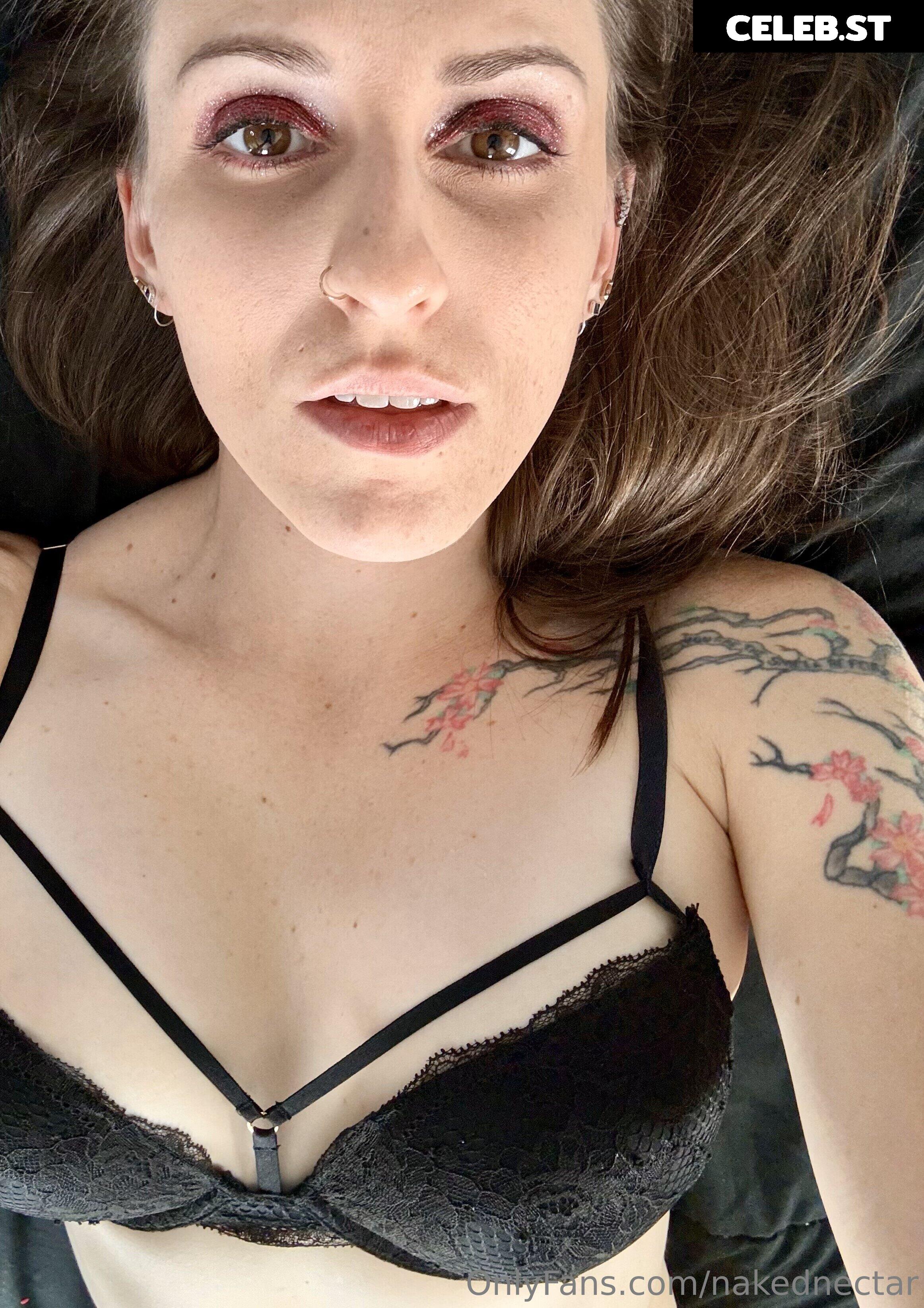 nakednectar Image 18041043