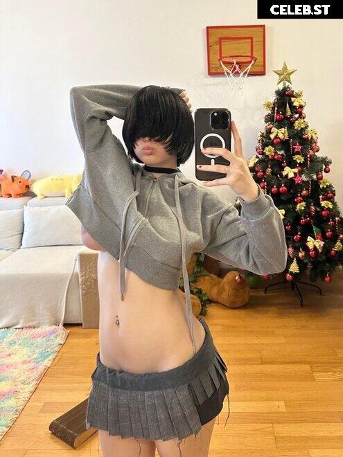 nicoleponyxo Image 1801236