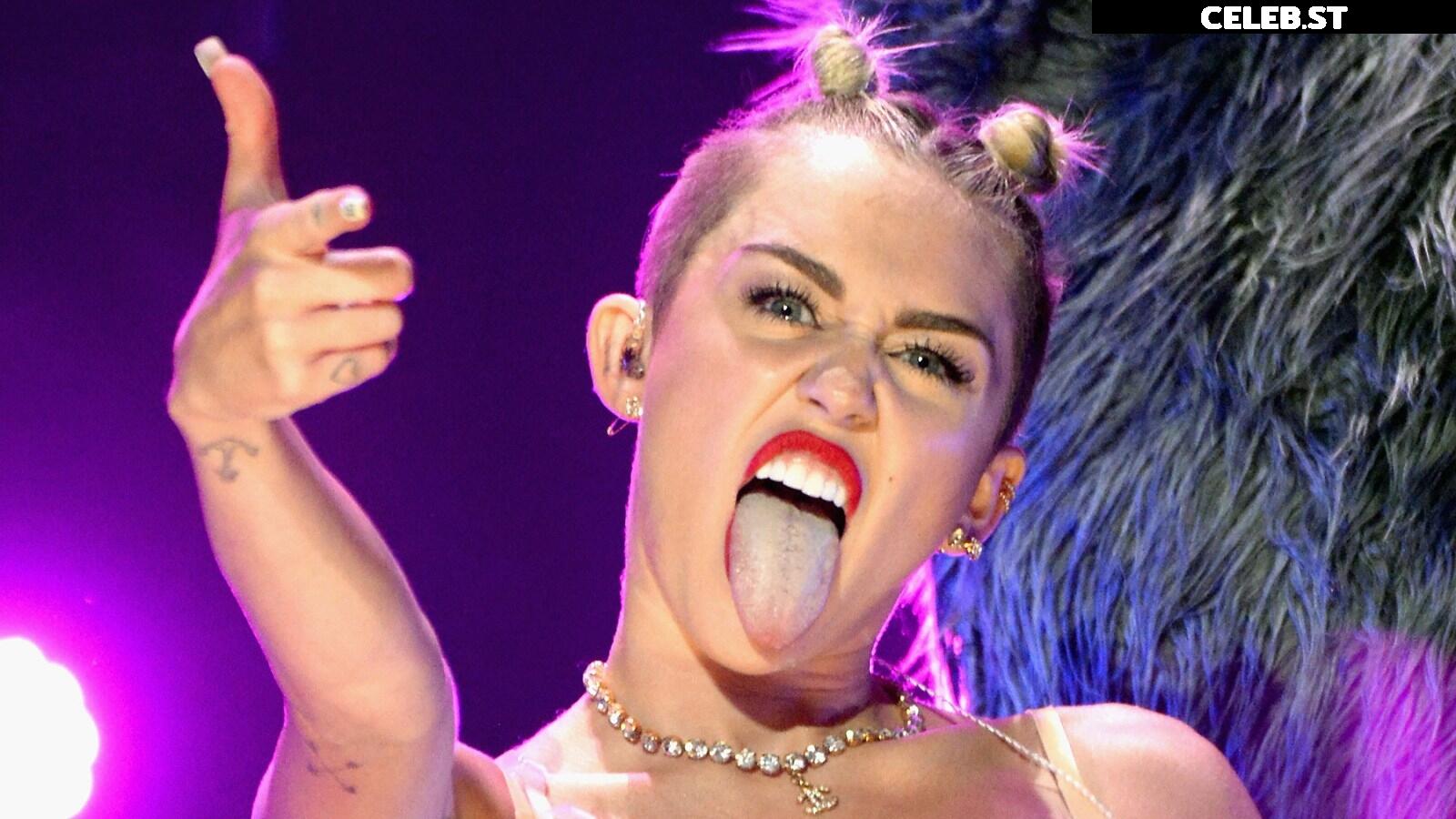 Miley Cyrus Image 1802260