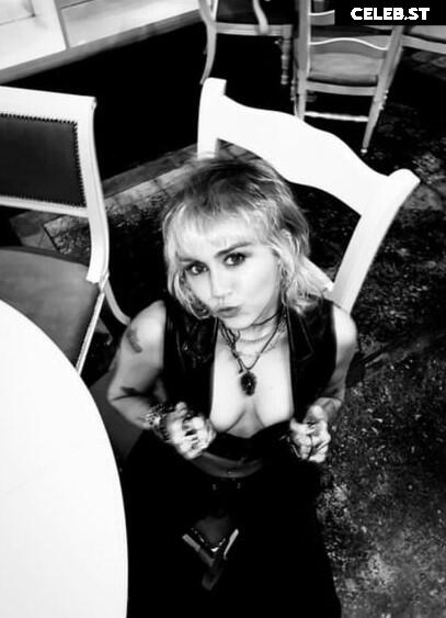 Miley Cyrus Image 1803553