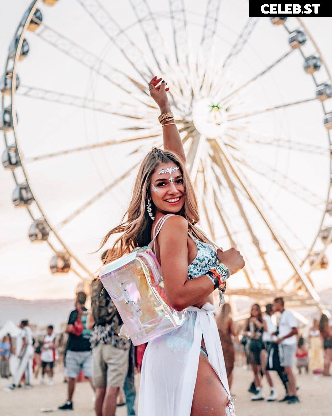 Lola Weippert Image 1995583