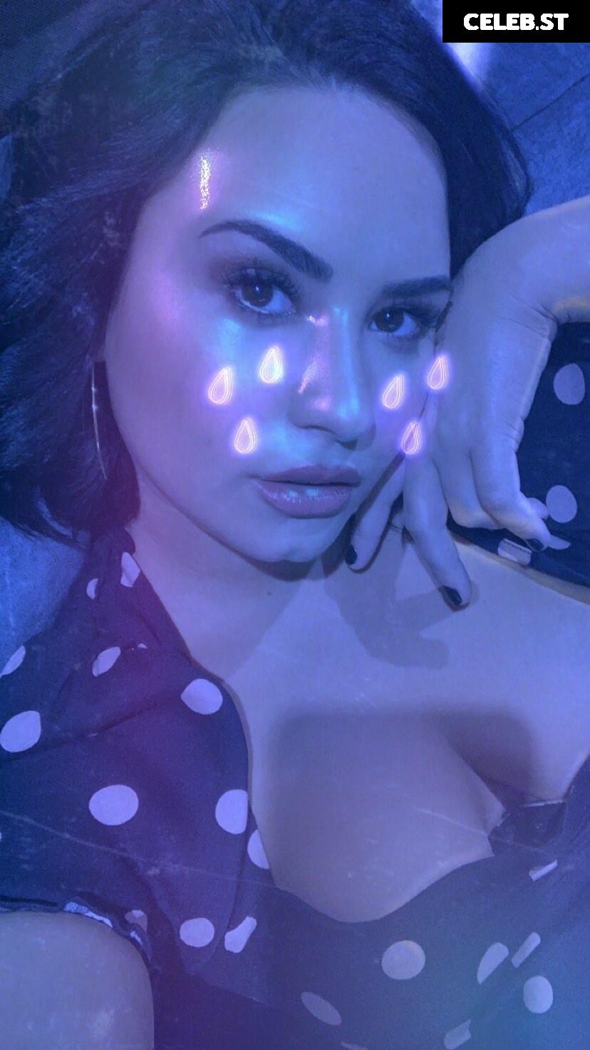 Demi Lovato Image 1995541