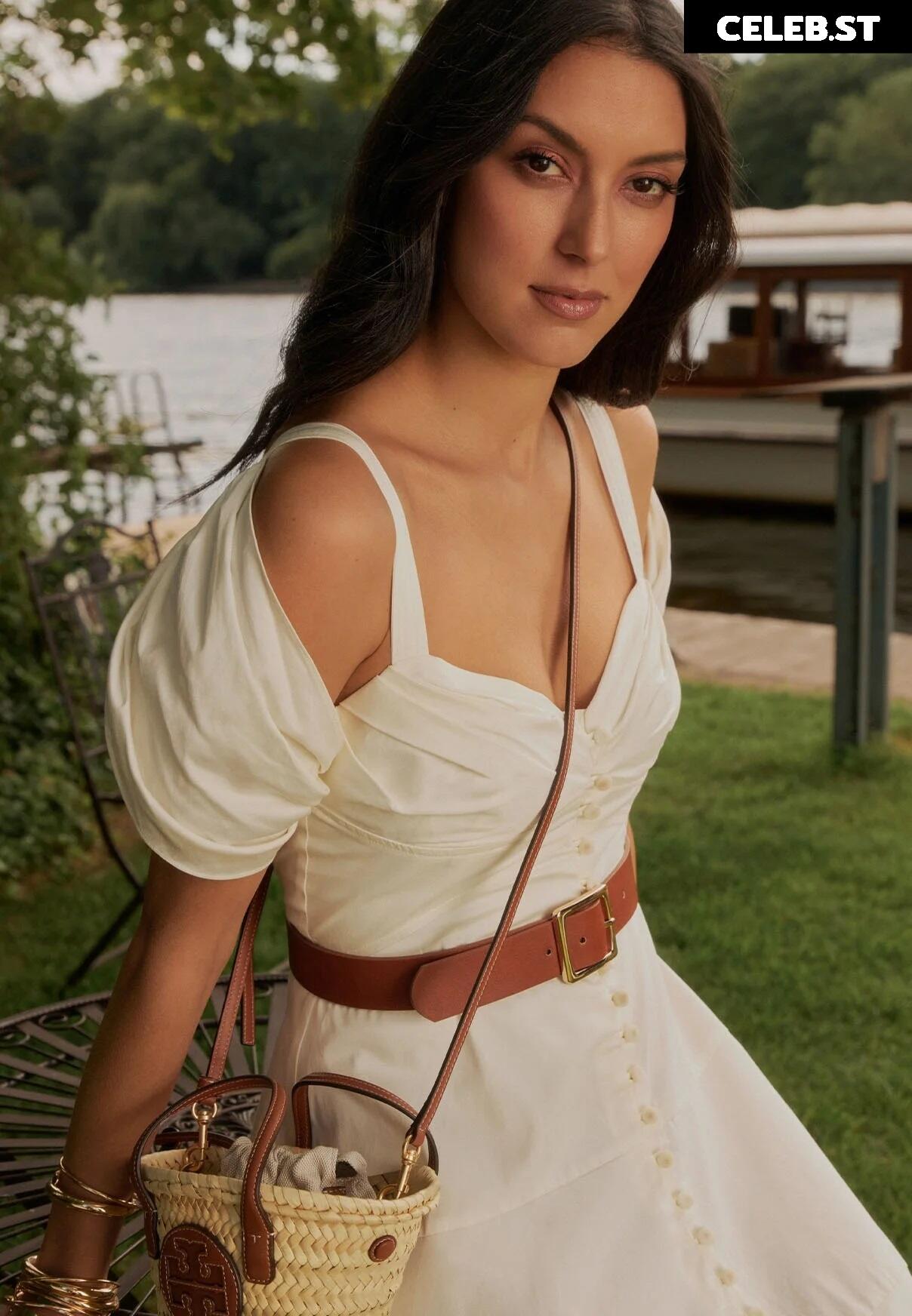 Rebecca Mir Image 1996638