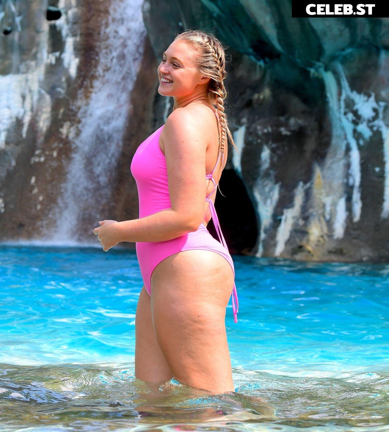 Iskra Lawrence Image 1996965
