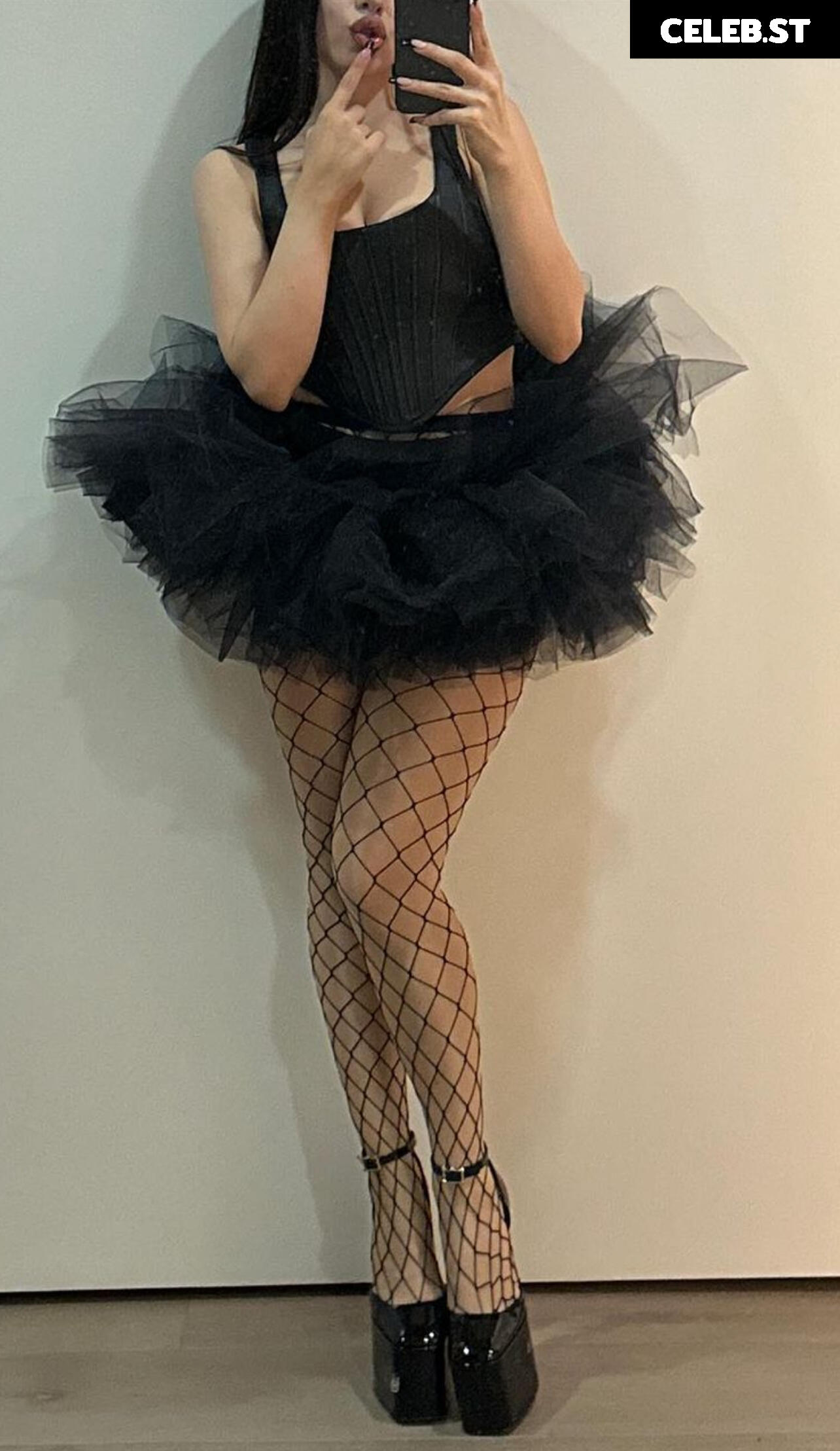 Ava Max Image 1997895