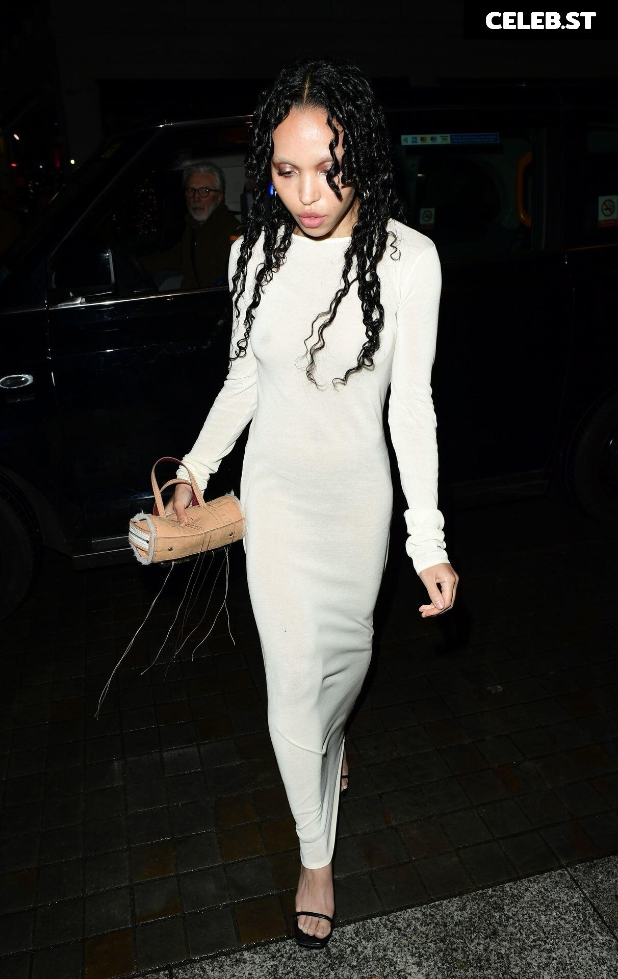 FKA Twigs Image 1997186