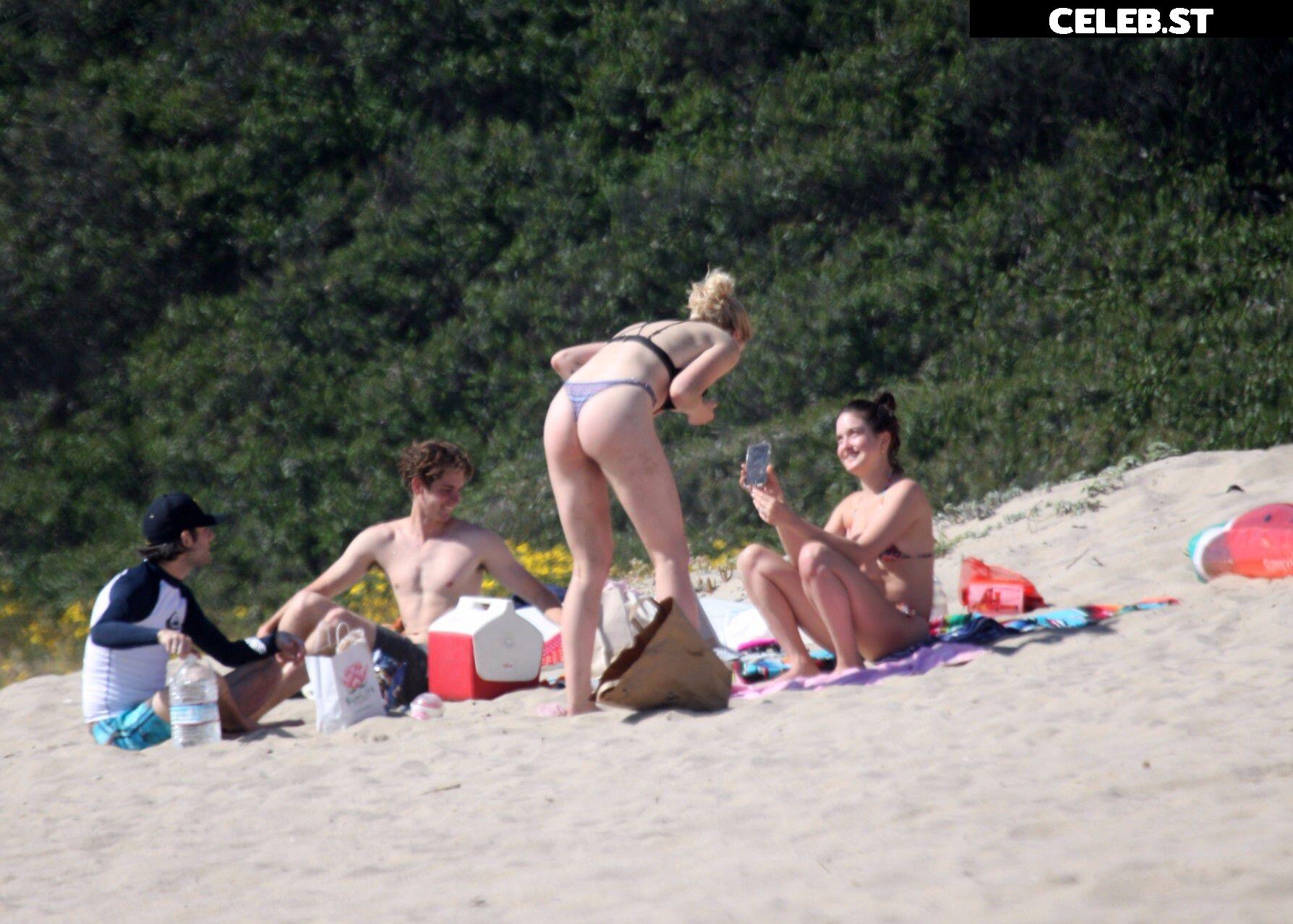 Ireland Baldwin Image 1997008