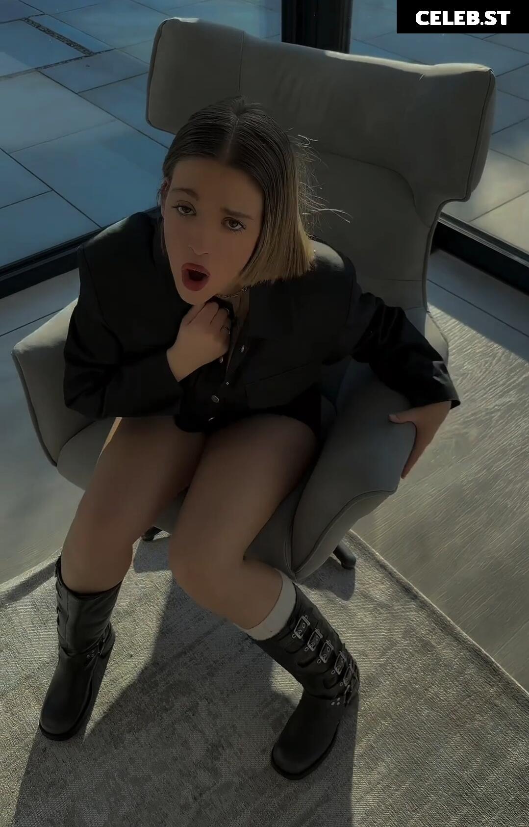 Allie Sherlock Image 1994190