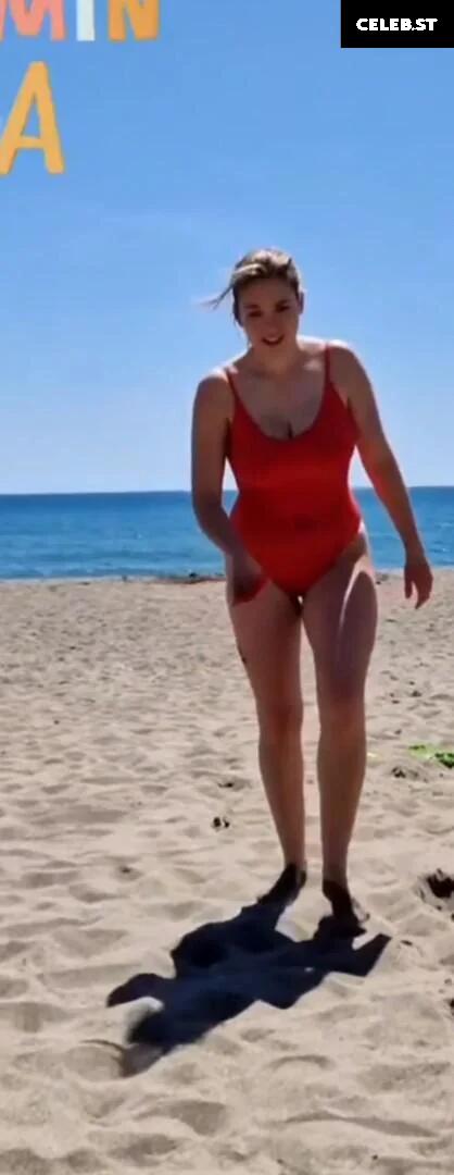 Allie Sherlock Image 1991744