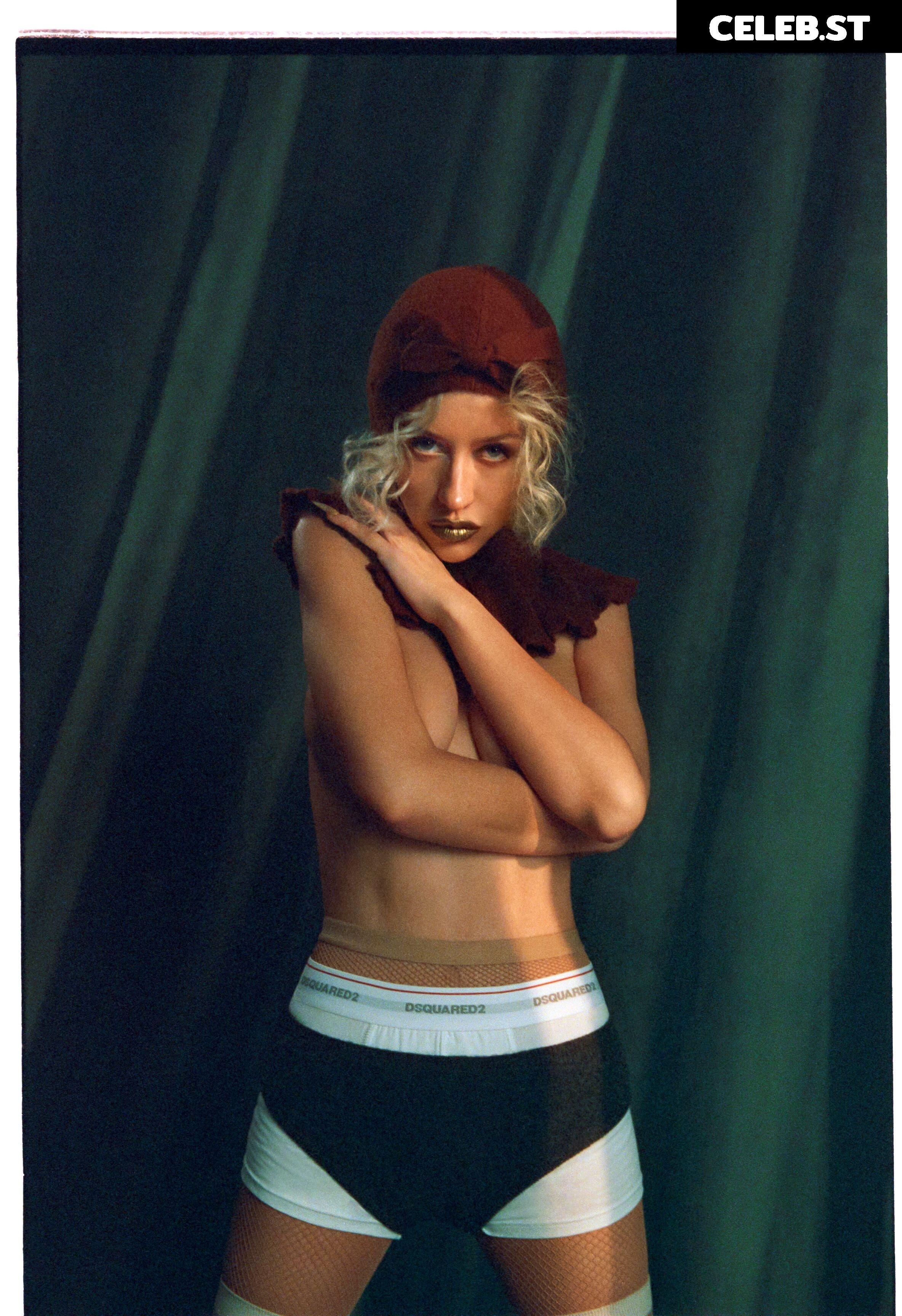 Christina Aguilera Image 1991632