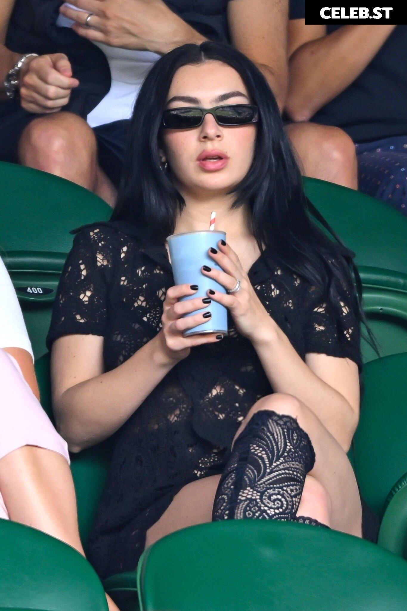 Charli XCX Image 1991084