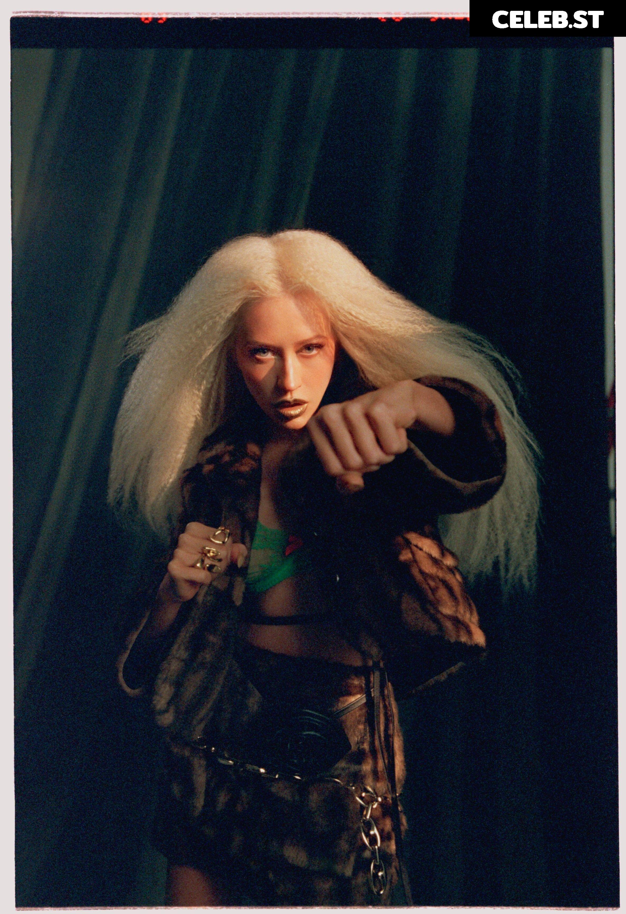 Christina Aguilera Image 1991990