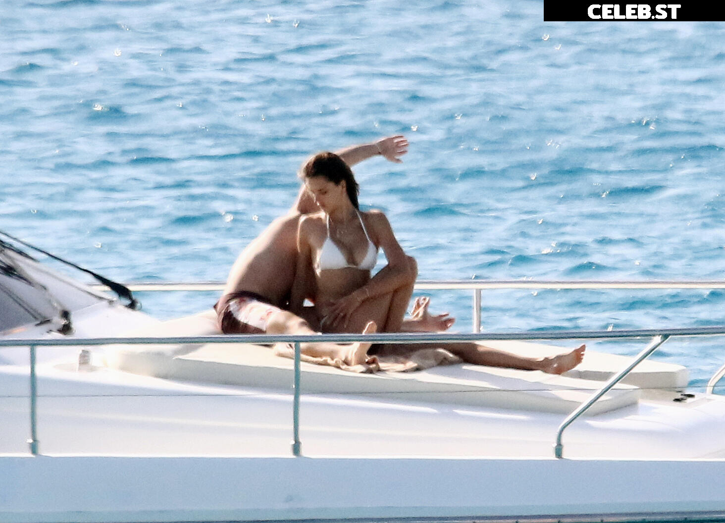Alessandra Ambrosio Image 1992803