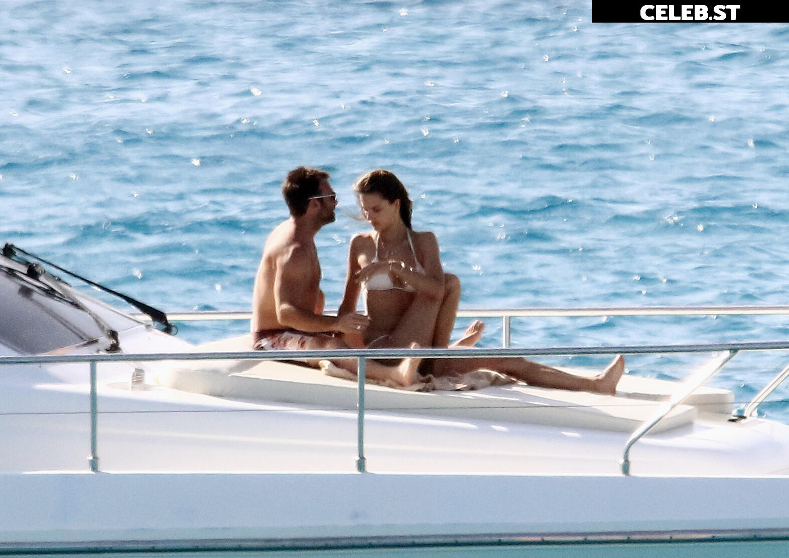 Alessandra Ambrosio Image 1992435