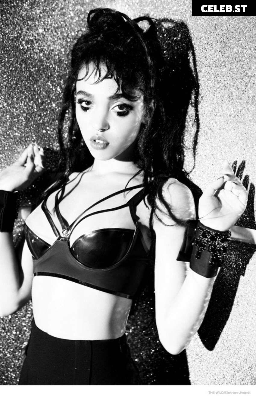 FKA Twigs Image 1992668