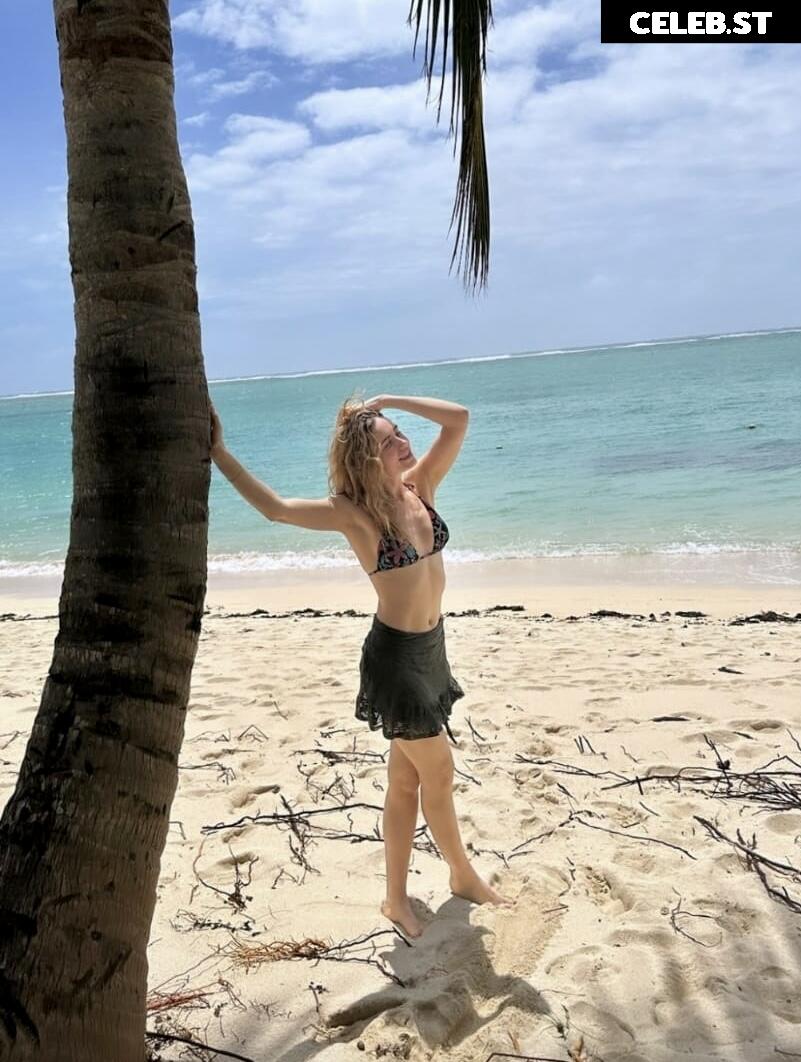 Mitsou Jung Image 1992274