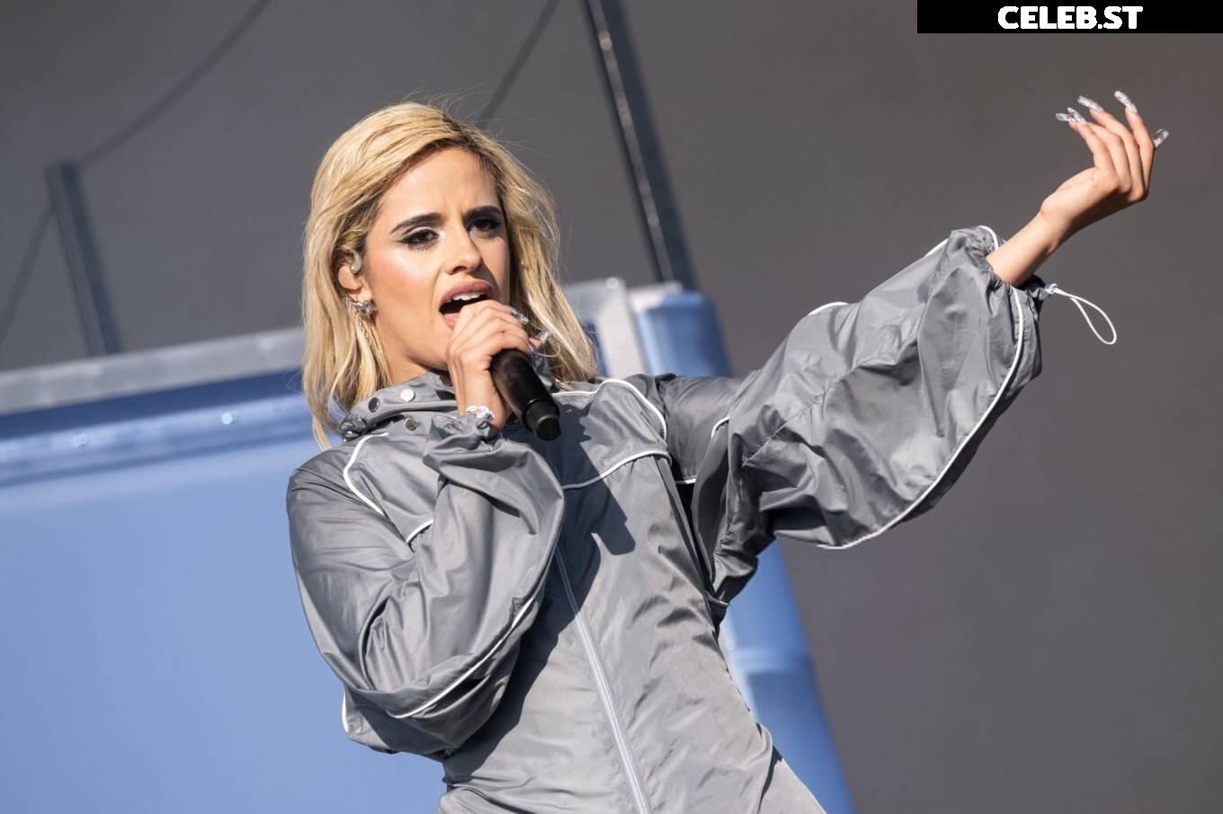 Camila Cabello Image 1992903